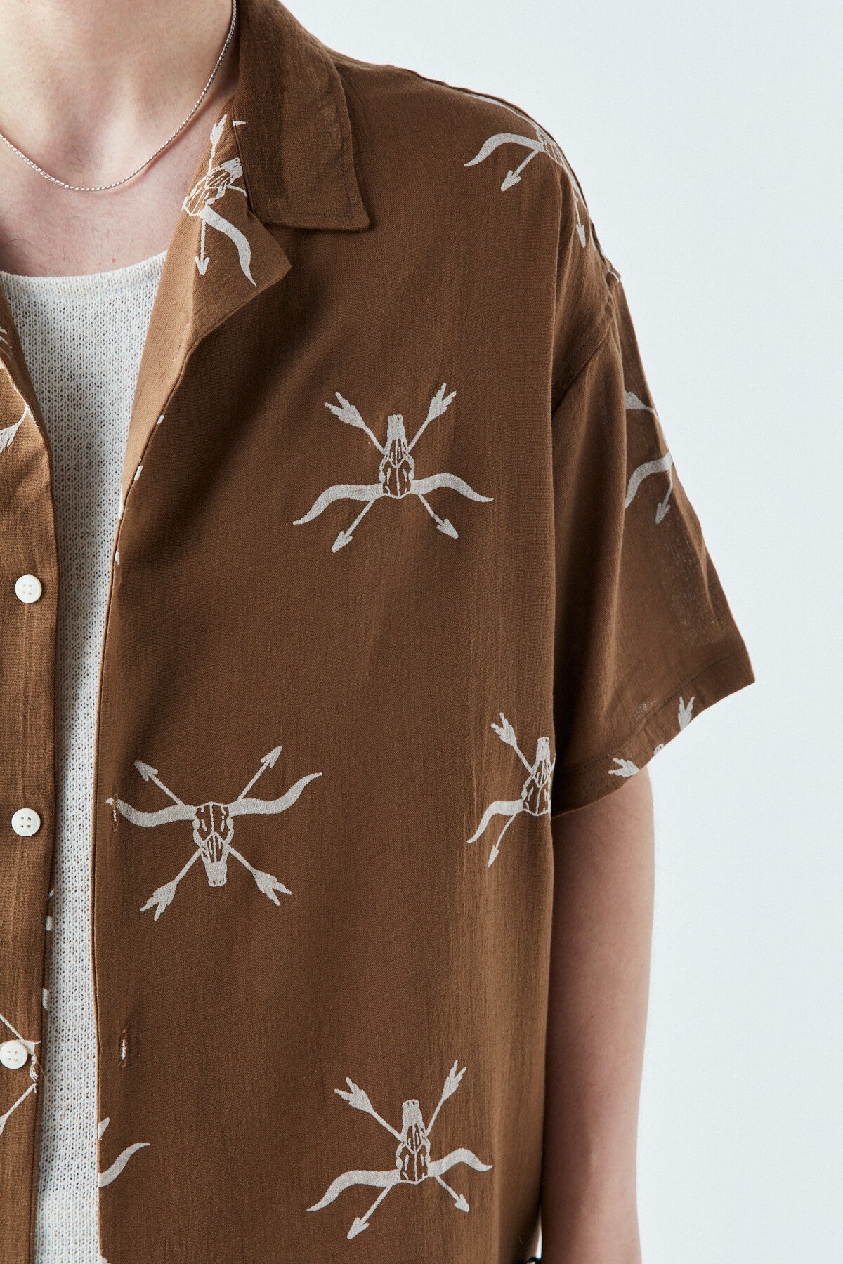 Patterned Short-Sleeve Oversized Shirt Without Pockets