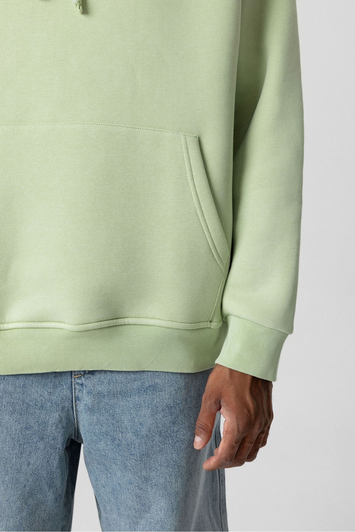 Basic Oversized Hooded Sweatshirt with Pockets