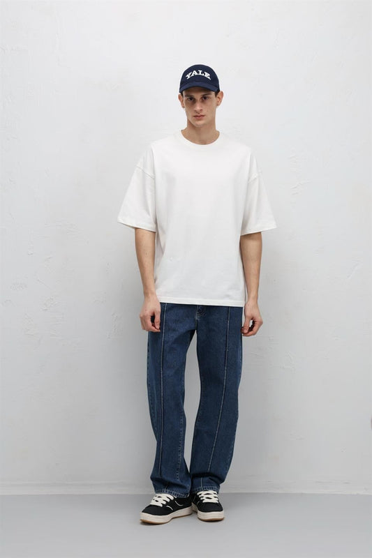 Stitched-Detail Relaxed-Fit Jeans