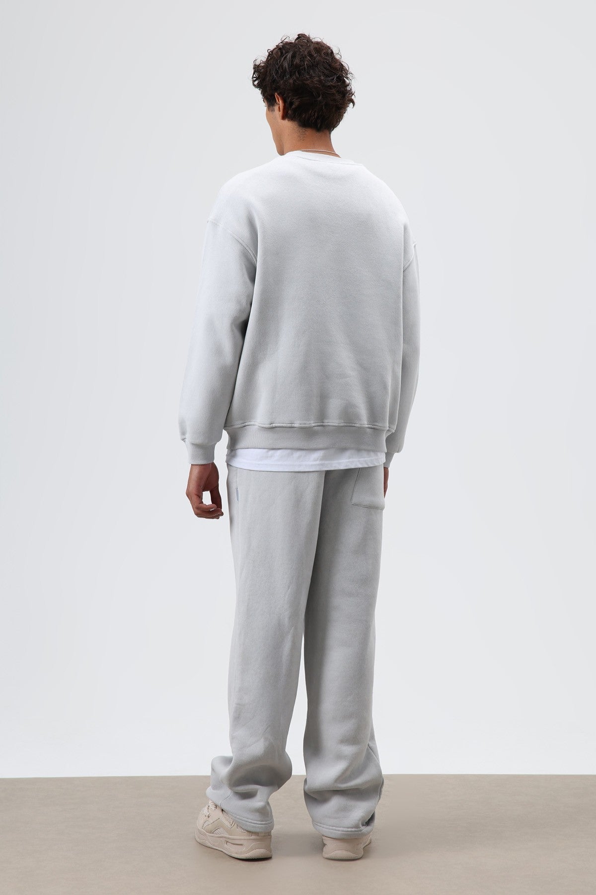 Basic Oversized Washed Sweatshirt