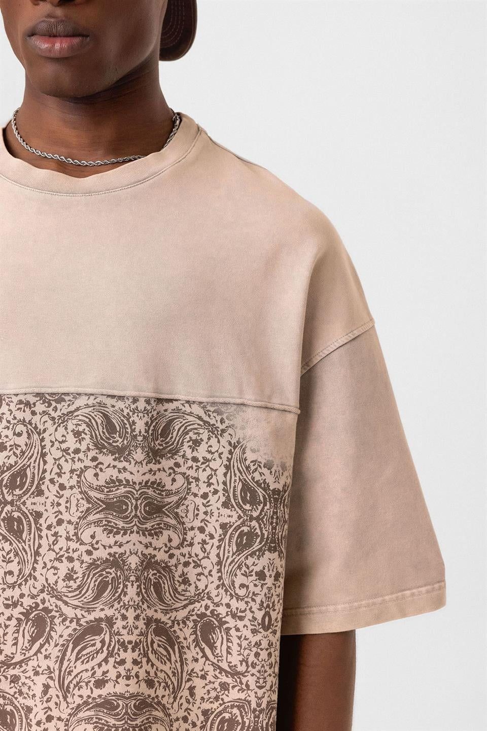 Oversized T-Shirt with Bike Neckline and Washable Collar