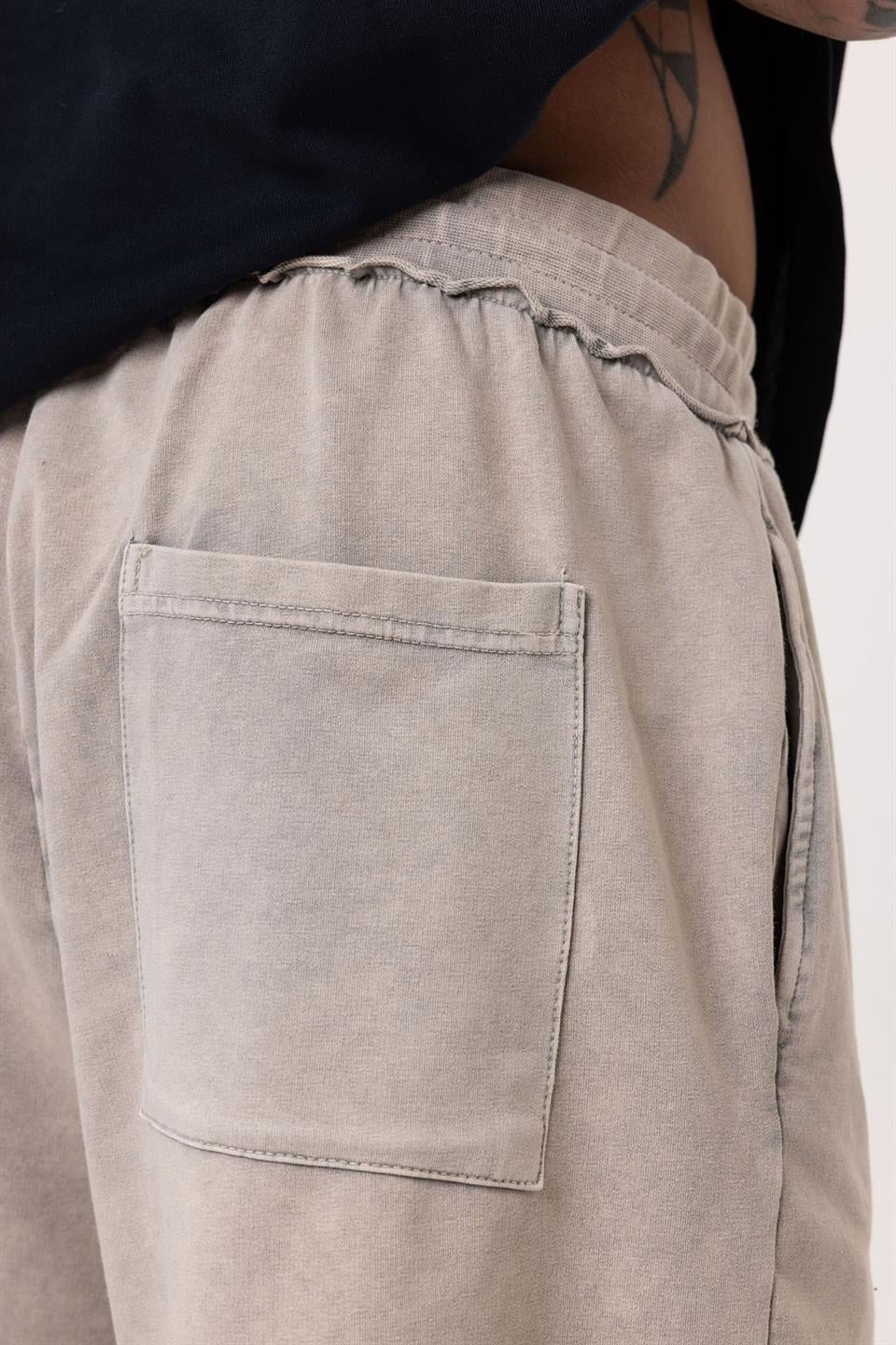Oversized Shorts (Machine Washable)