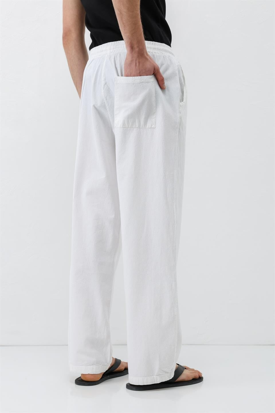 Baggy-Fit Linen Pants with Elastic Waistband