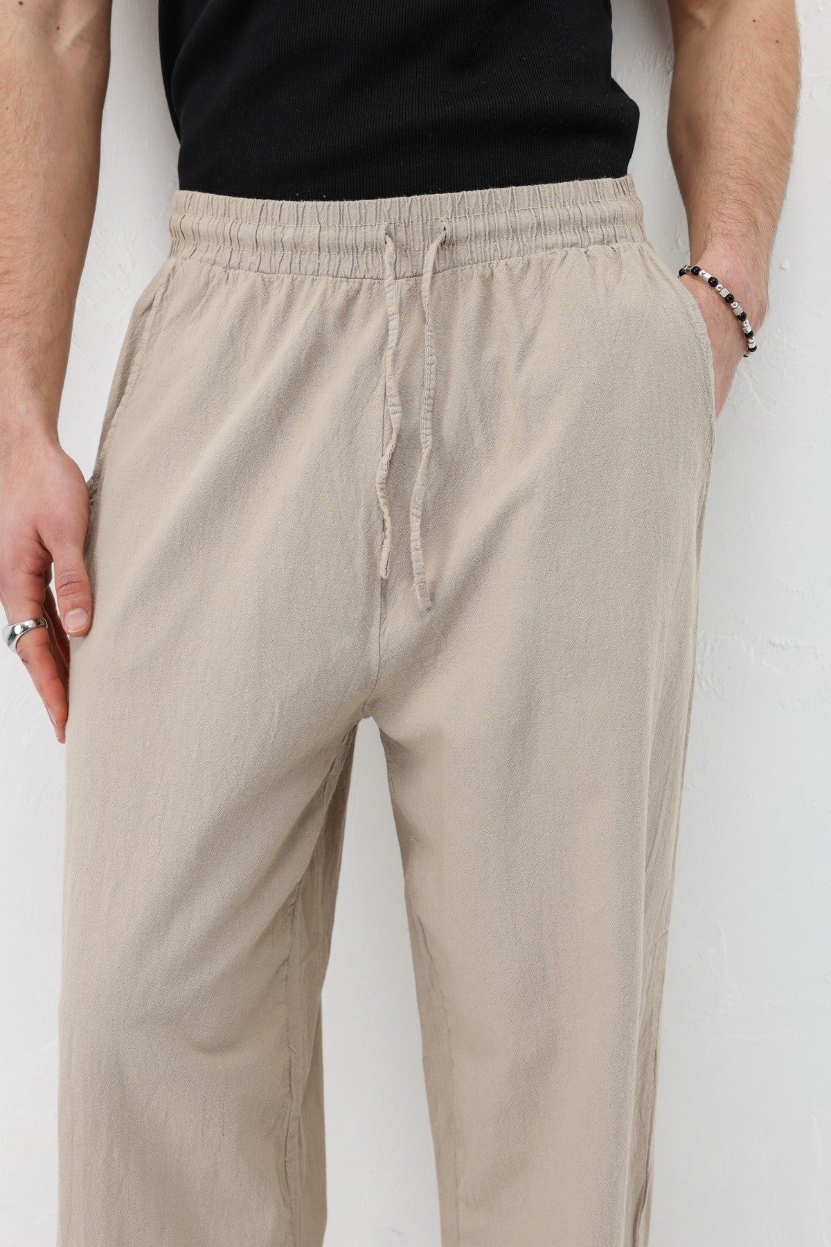 Baggy-Fit Linen Pants with Elastic Waistband