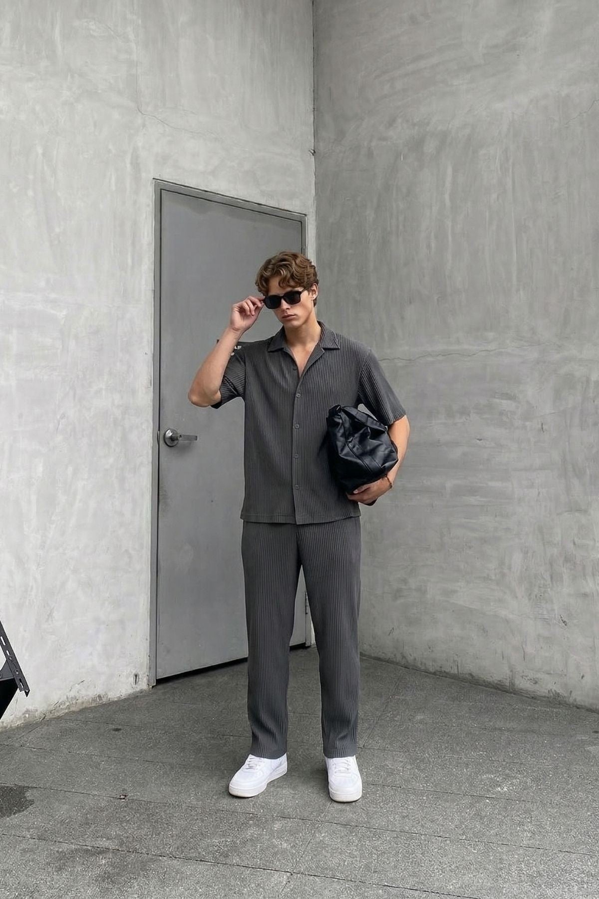 Drawstring Baggy-Fit Pants