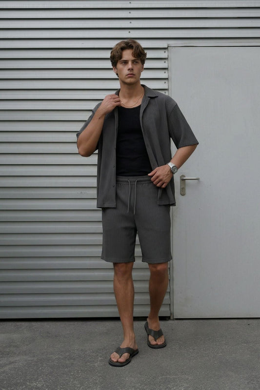 Shorts with Drawstrings