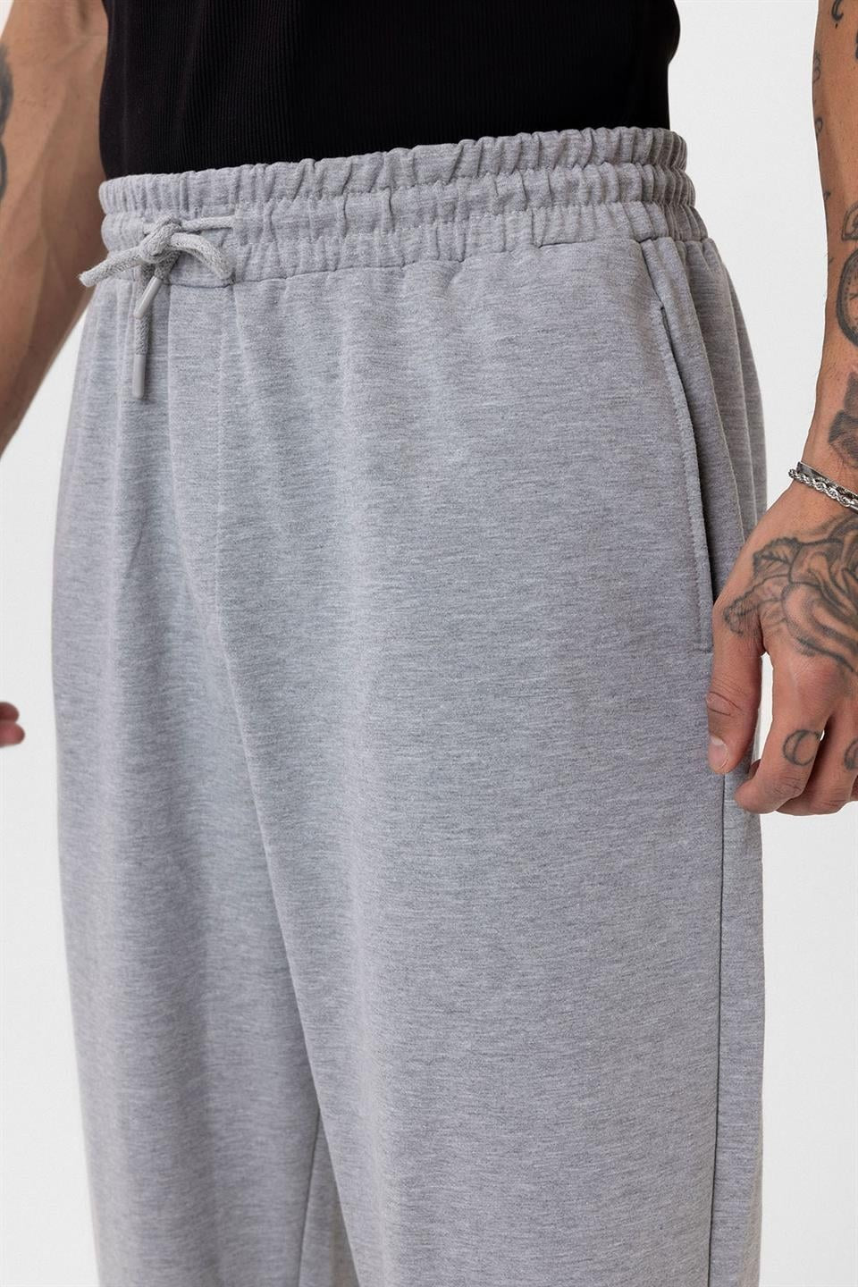 Basic Oversized Sweatsuit Set with Elastic Cuffs