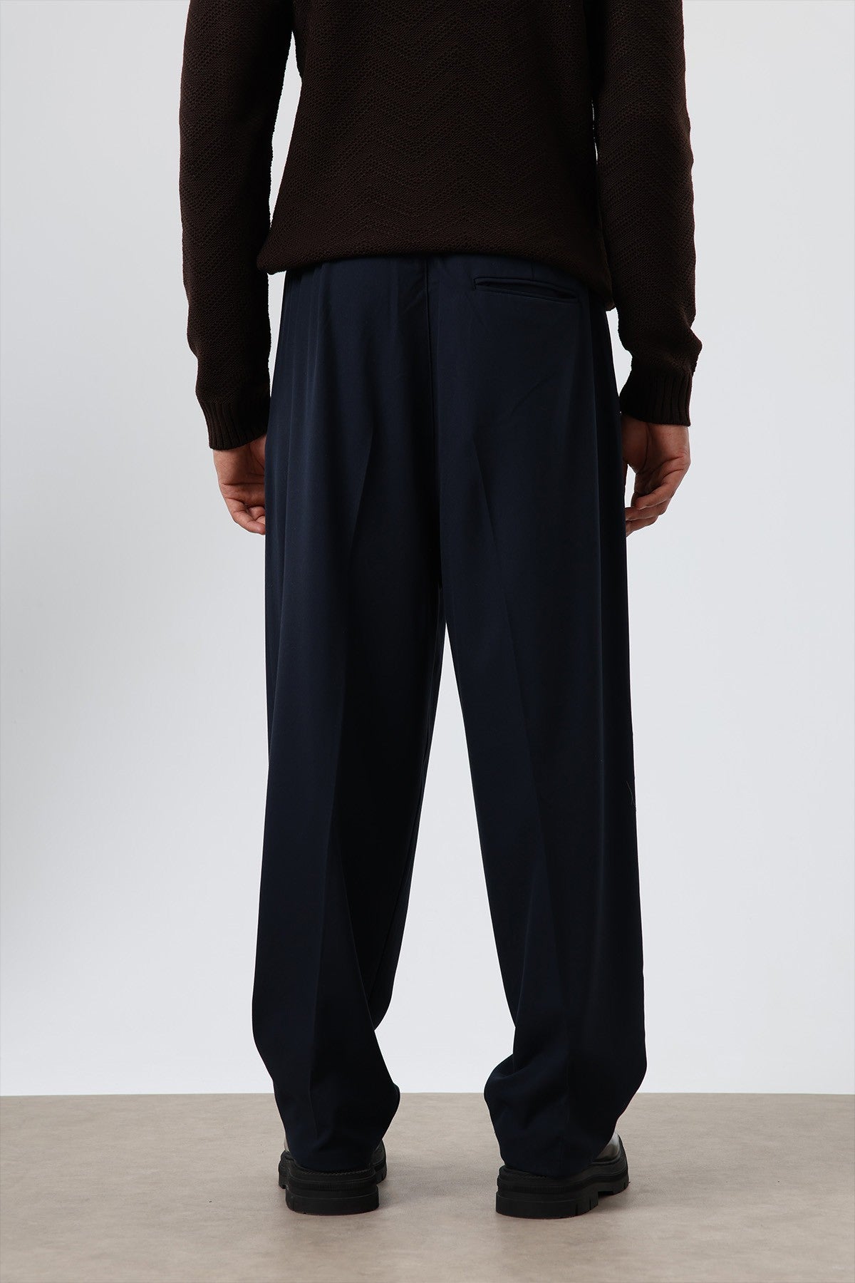Baggy-Fit Fabric Pants 30-795-1
