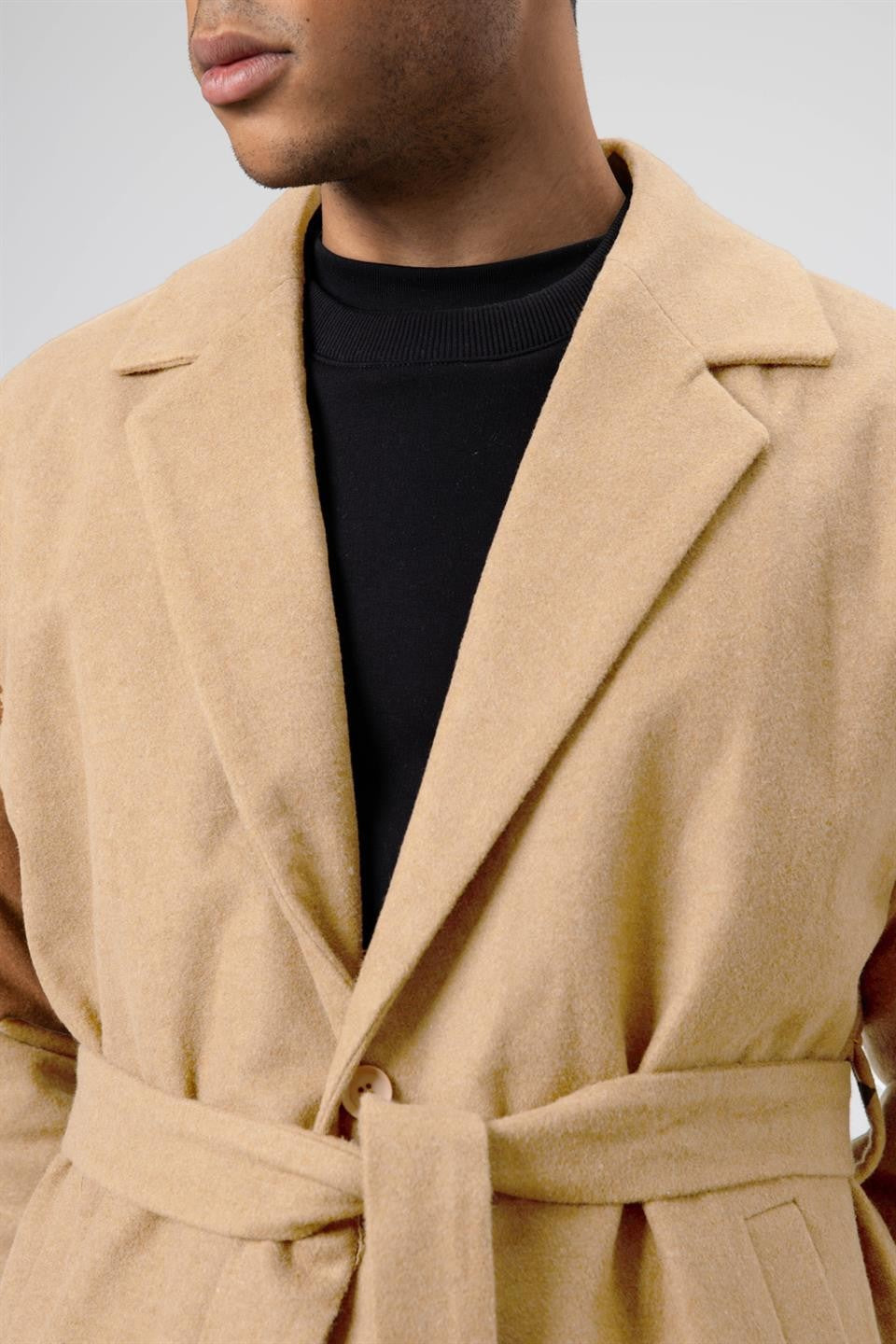 Oversized Arched Cashmere Coat