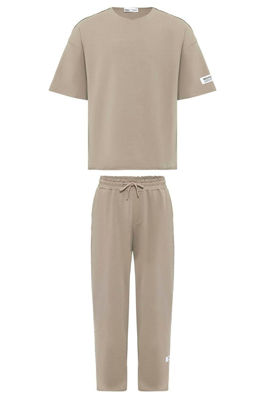 Label: Detailed Oversized Sweatsuit Set