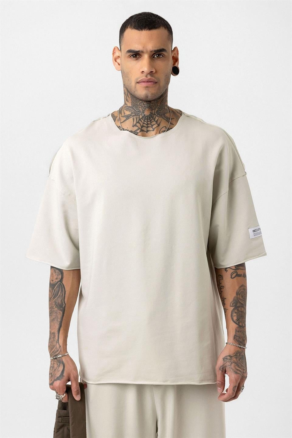Label: Detailed Oversized Sweatsuit Set
