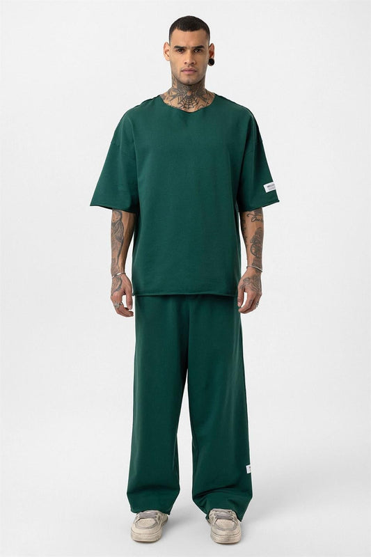 Label: Detailed Oversized Sweatsuit Set