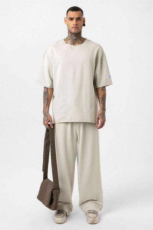 Label: Detailed Oversized Sweatsuit Set
