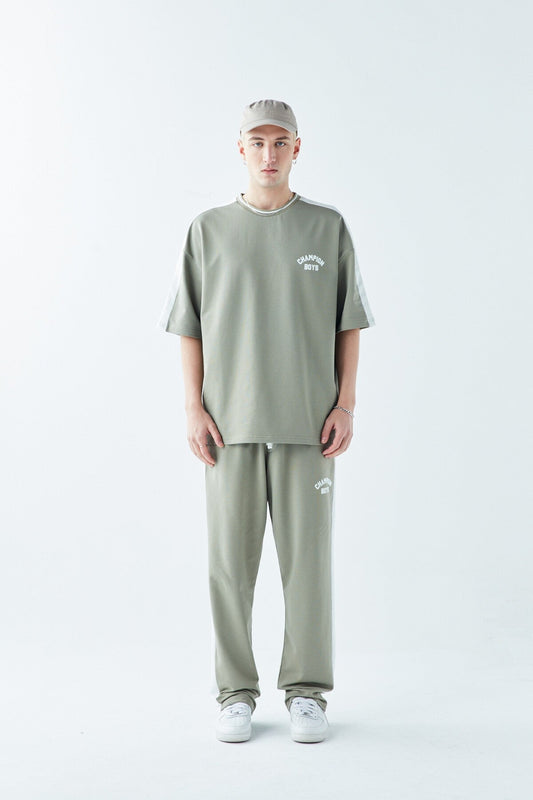 Champion Boys Printed Oversized Sweatsuit Set