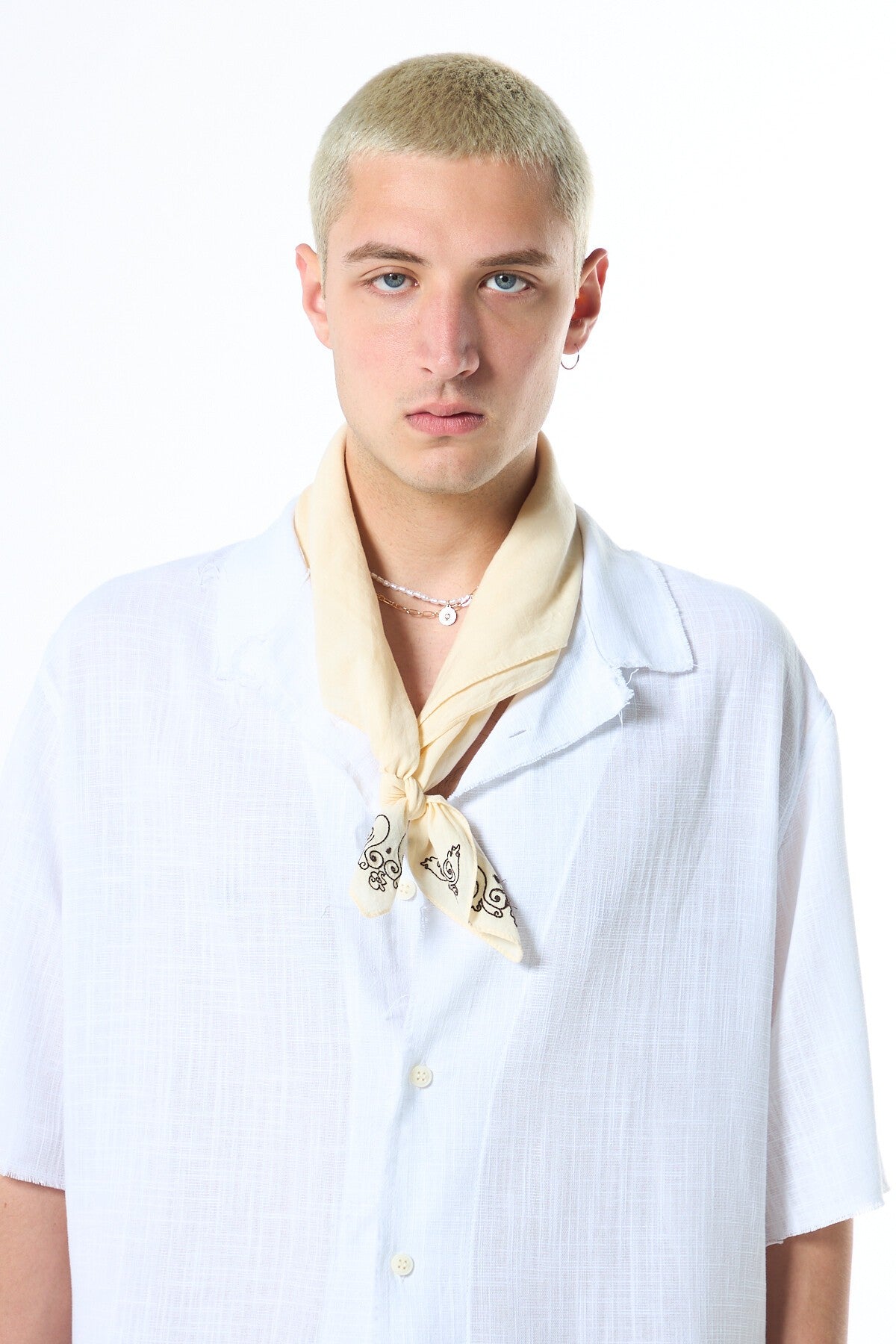 Seamless, Short-Sleeved, Pocketless, Oversized Linen Shirt