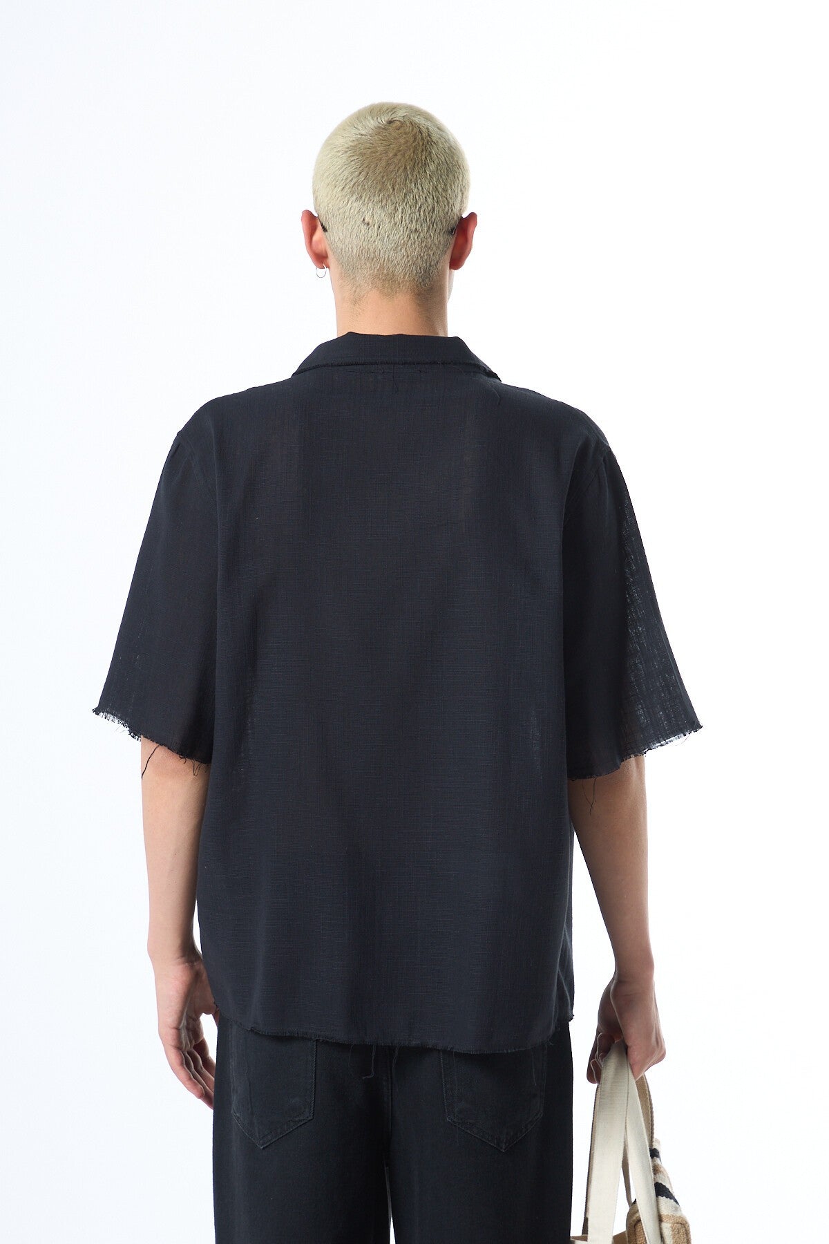 Seamless, Short-Sleeved, Pocketless, Oversized Linen Shirt