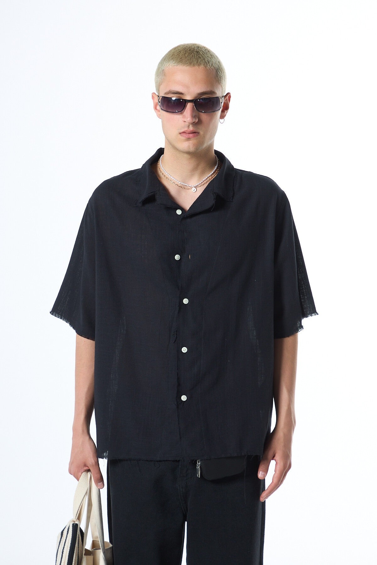 Seamless, Short-Sleeved, Pocketless, Oversized Linen Shirt