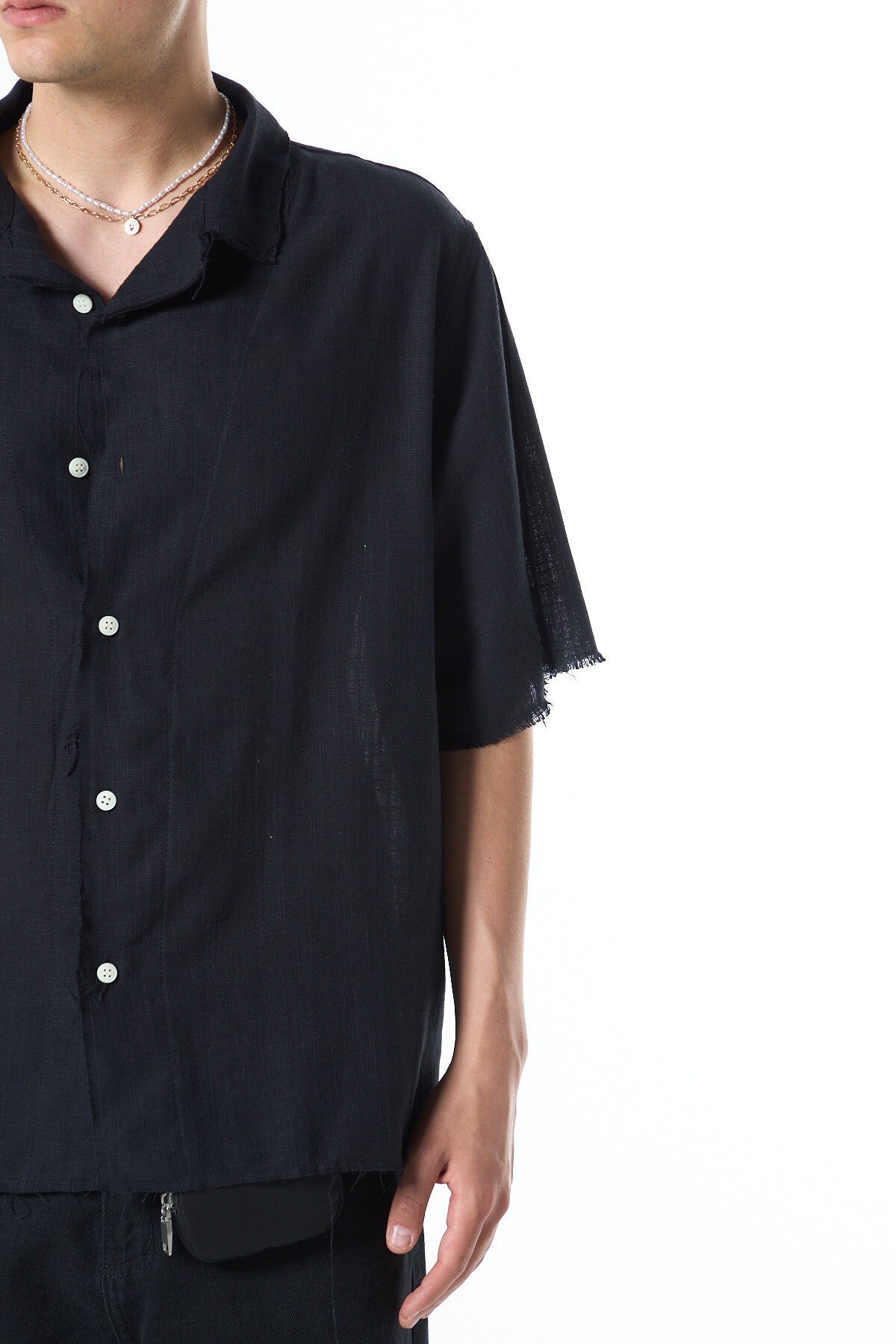 Seamless, Short-Sleeved, Pocketless, Oversized Linen Shirt