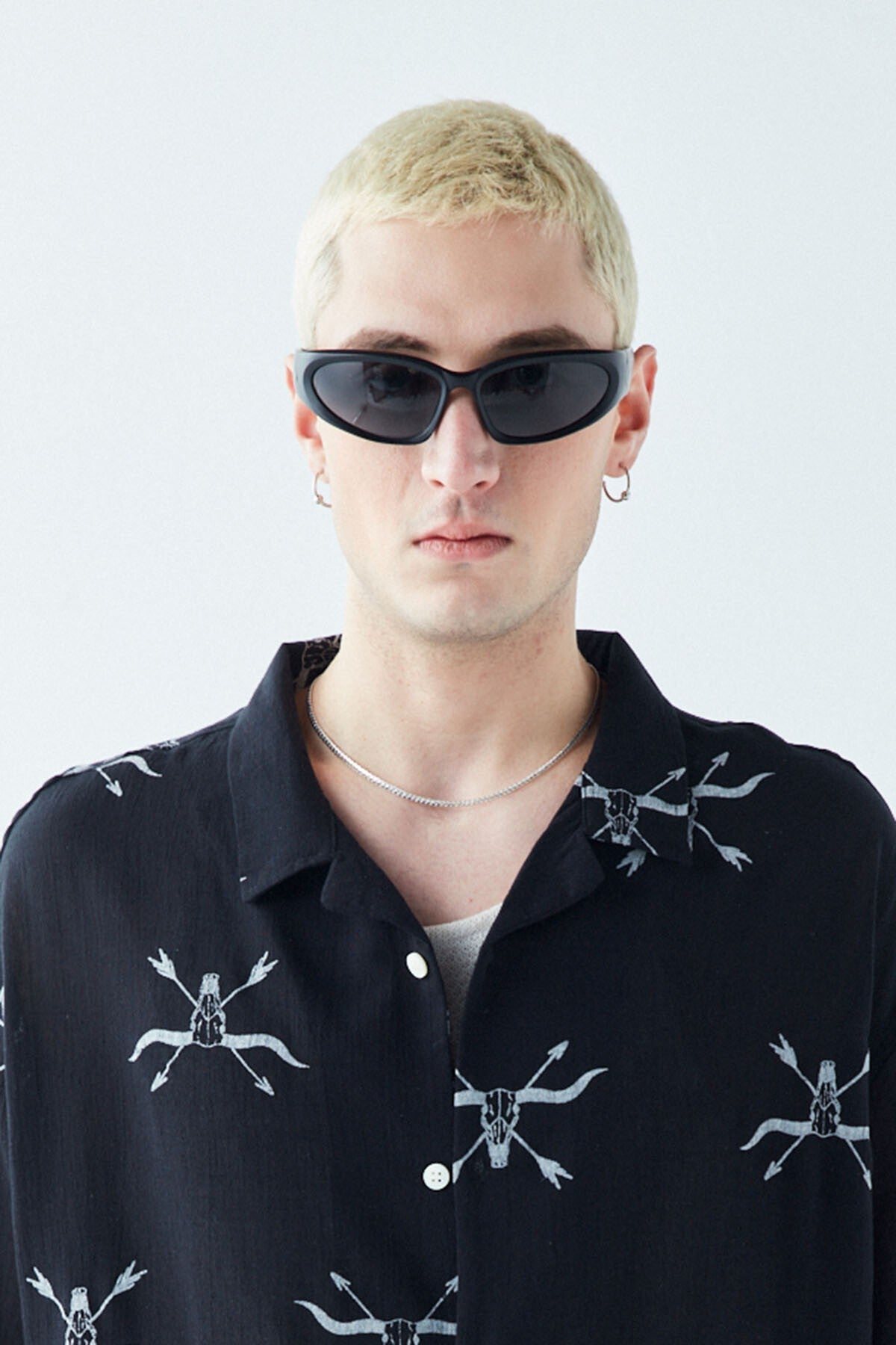 Patterned Short-Sleeve Oversized Shirt Without Pockets