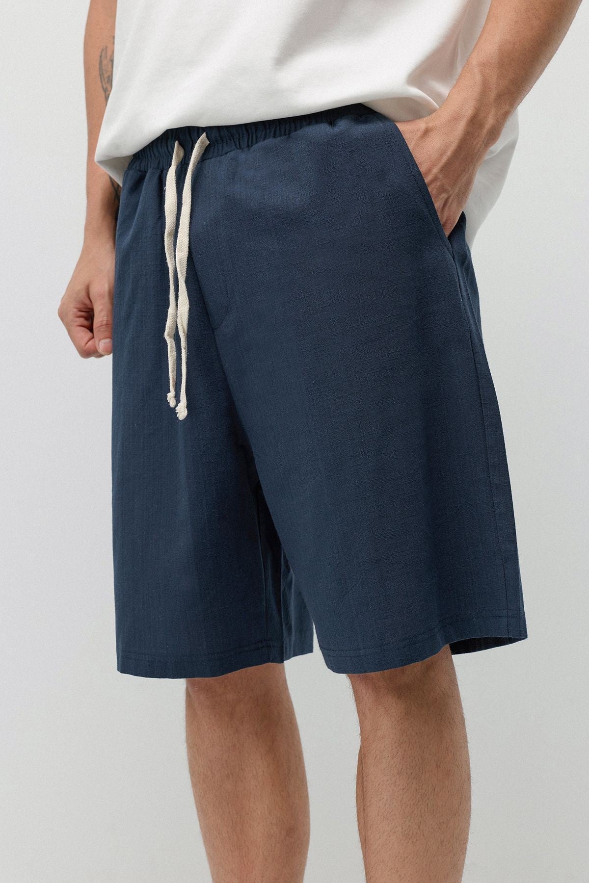 Basic Oversized Linen Shorts