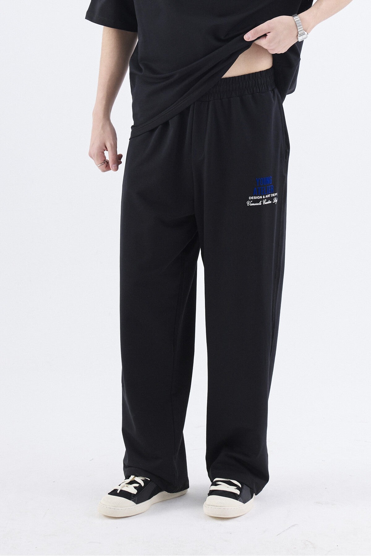 Young Atelier Printed Oversized Sweatsuit Set 40-603