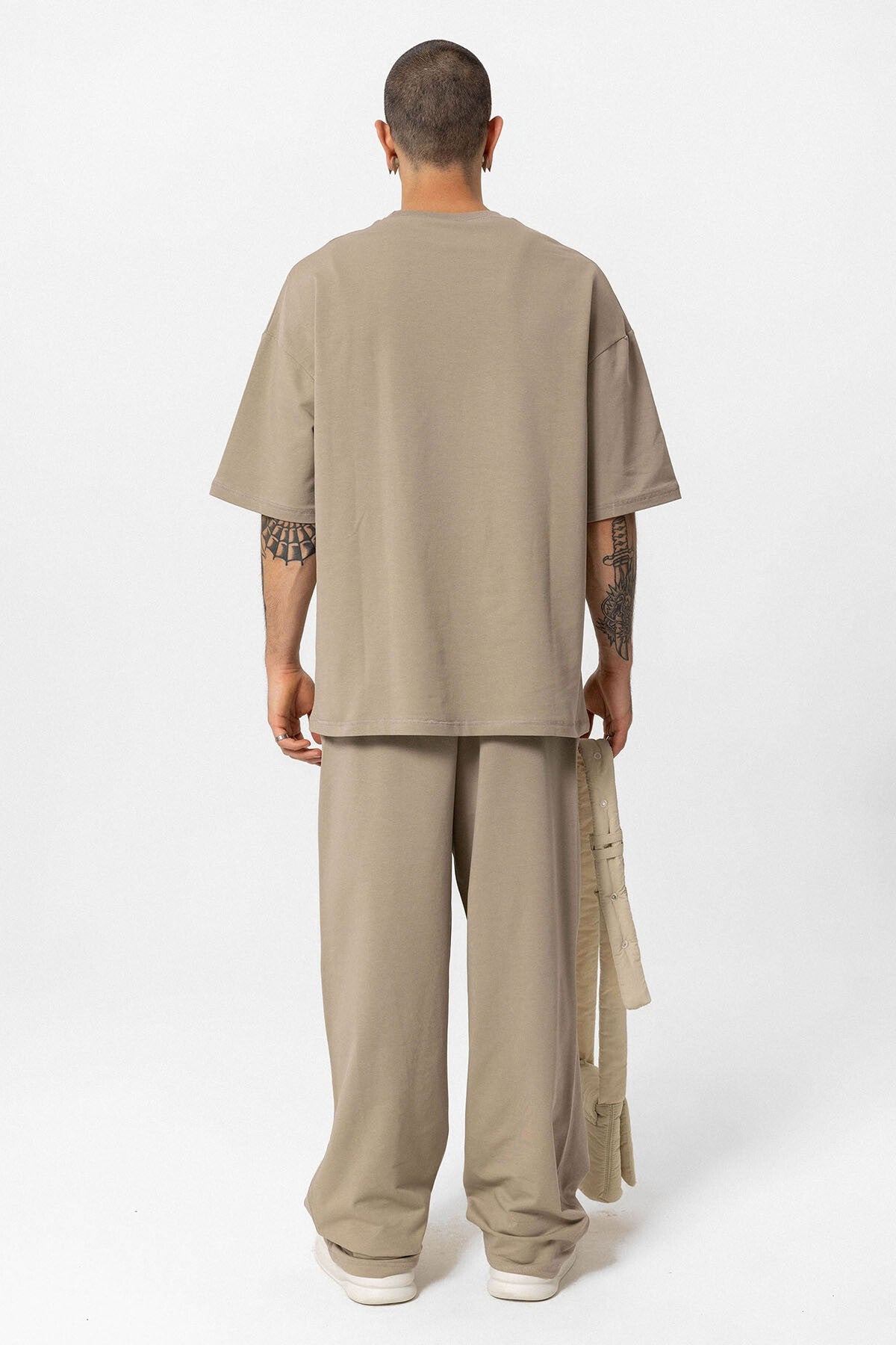 Young Atelier Printed Oversized Sweatsuit Set