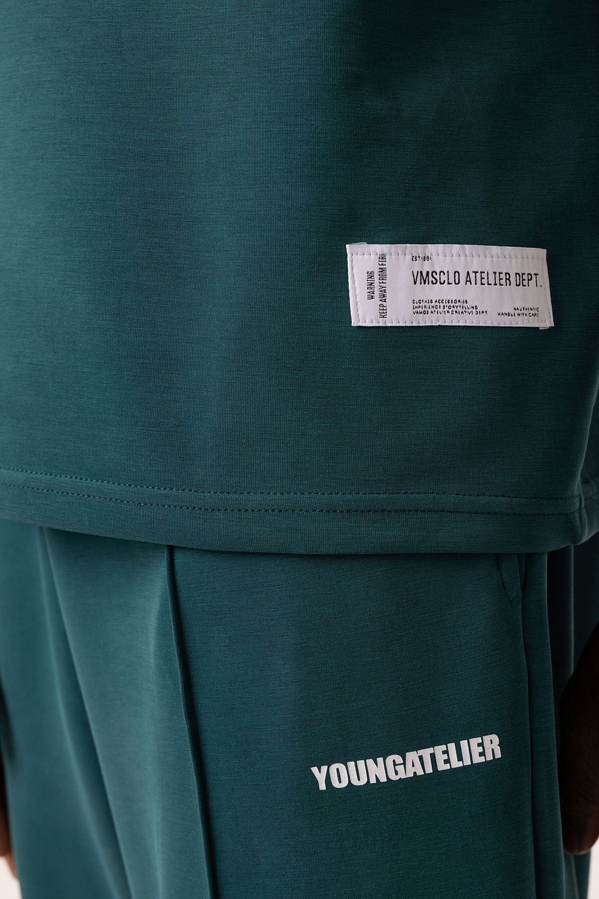 Label: Detailed Oversized Modal Fabric Sweatsuit Set