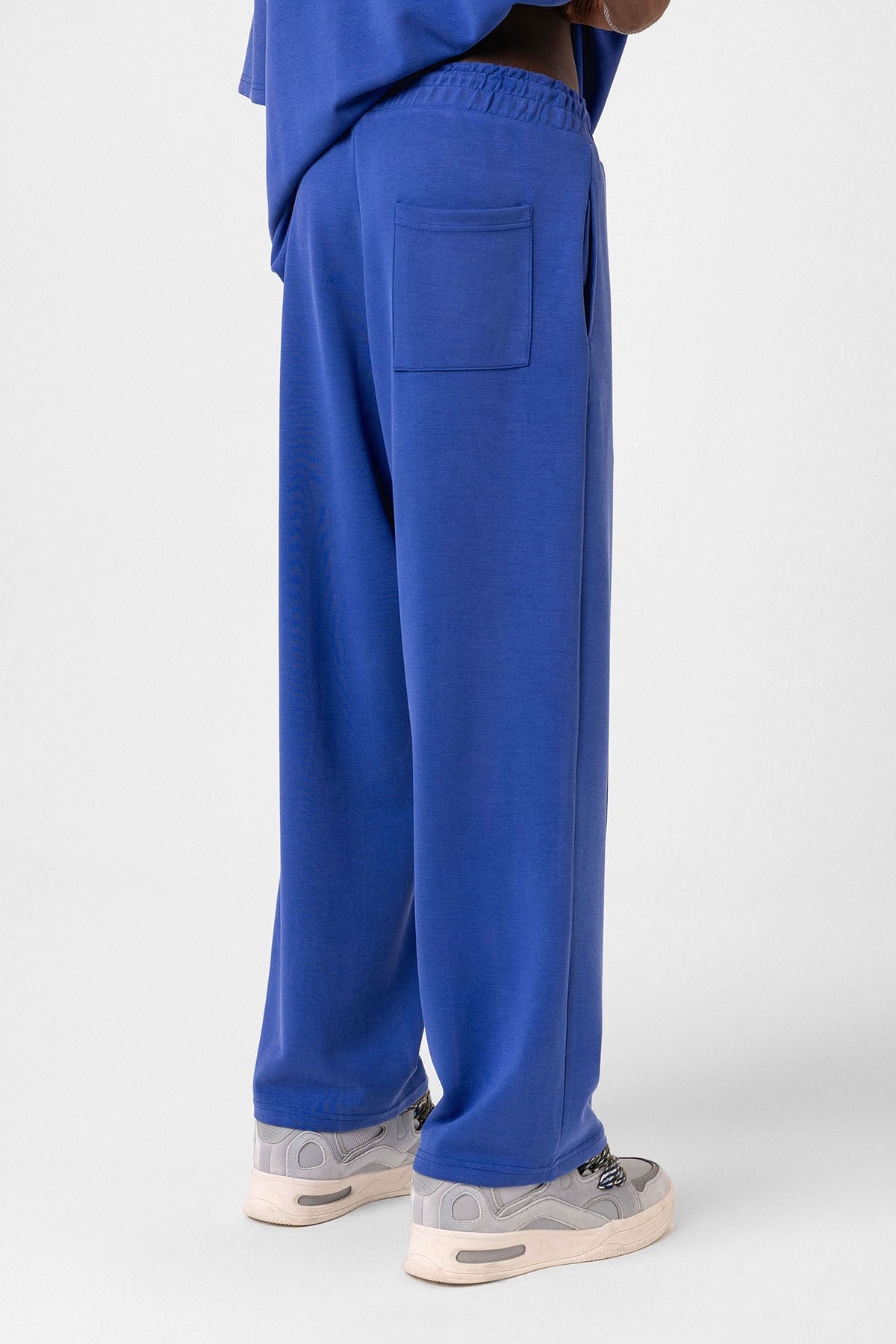 Label: Detailed Oversized Modal Fabric Sweatsuit Set