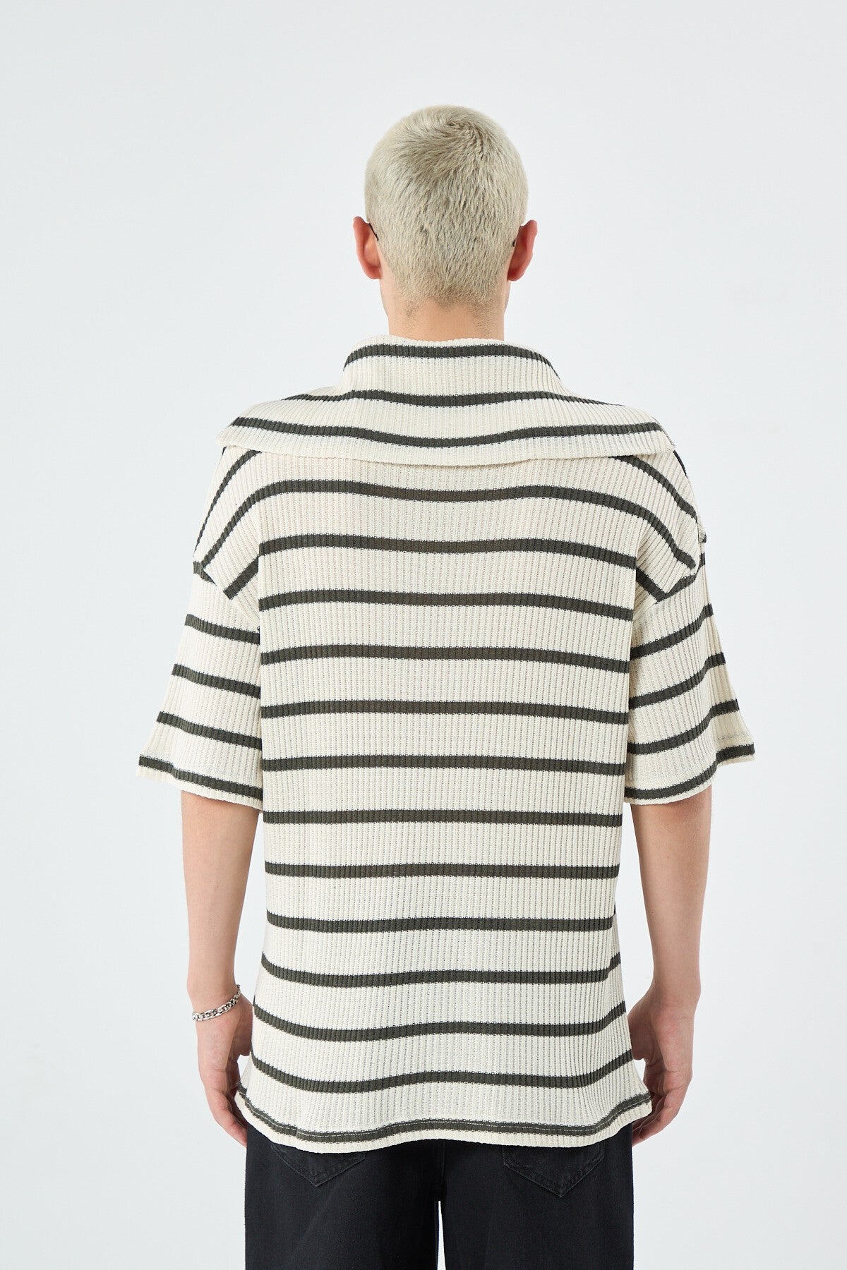 Oversized Striped Sweatshirt with Zipper Collar