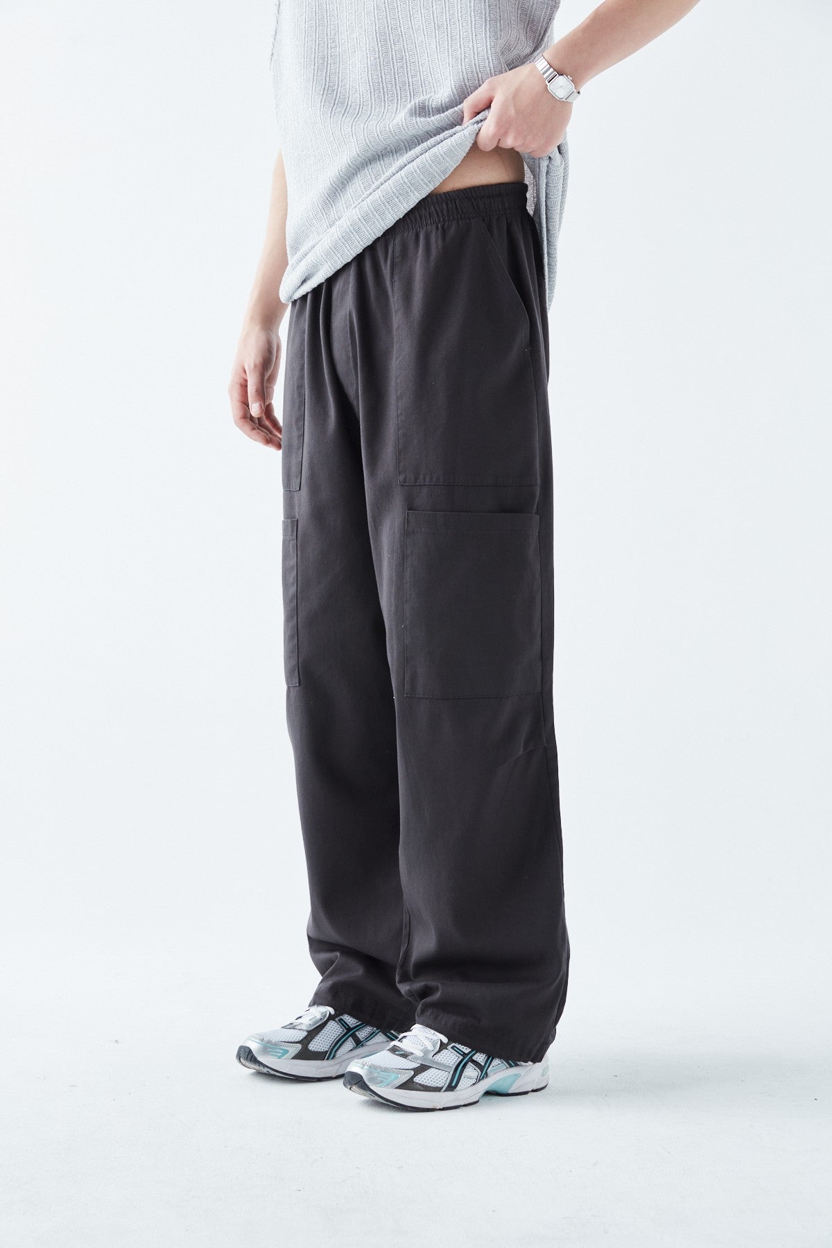 Baggy Linen Pants with Side Pocket Detail