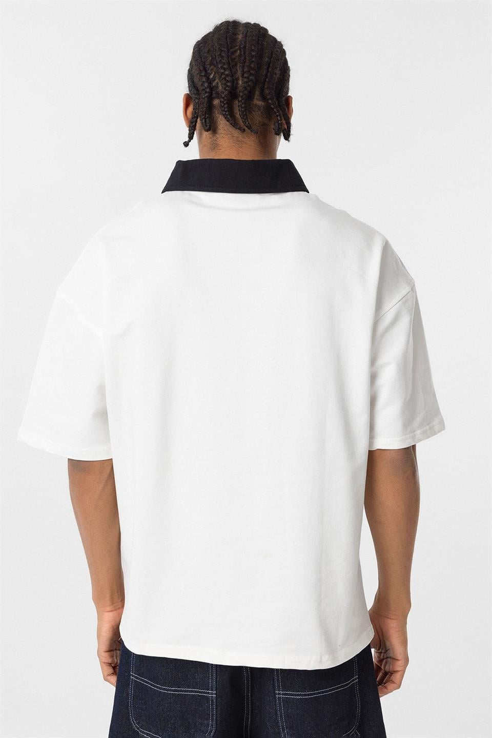 Oversized Printed T-Shirt with a Polo Collar