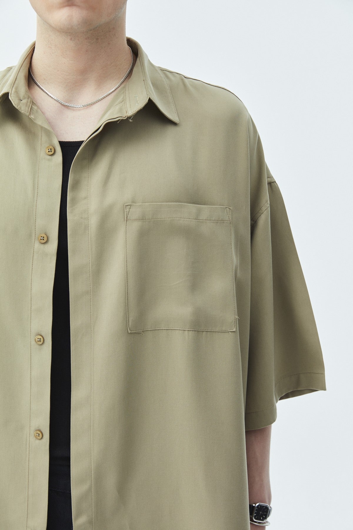 Oversized Short-Sleeve Linen Shirt with One Pocket