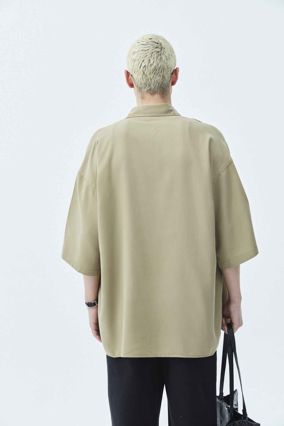 Oversized Short-Sleeve Linen Shirt with One Pocket