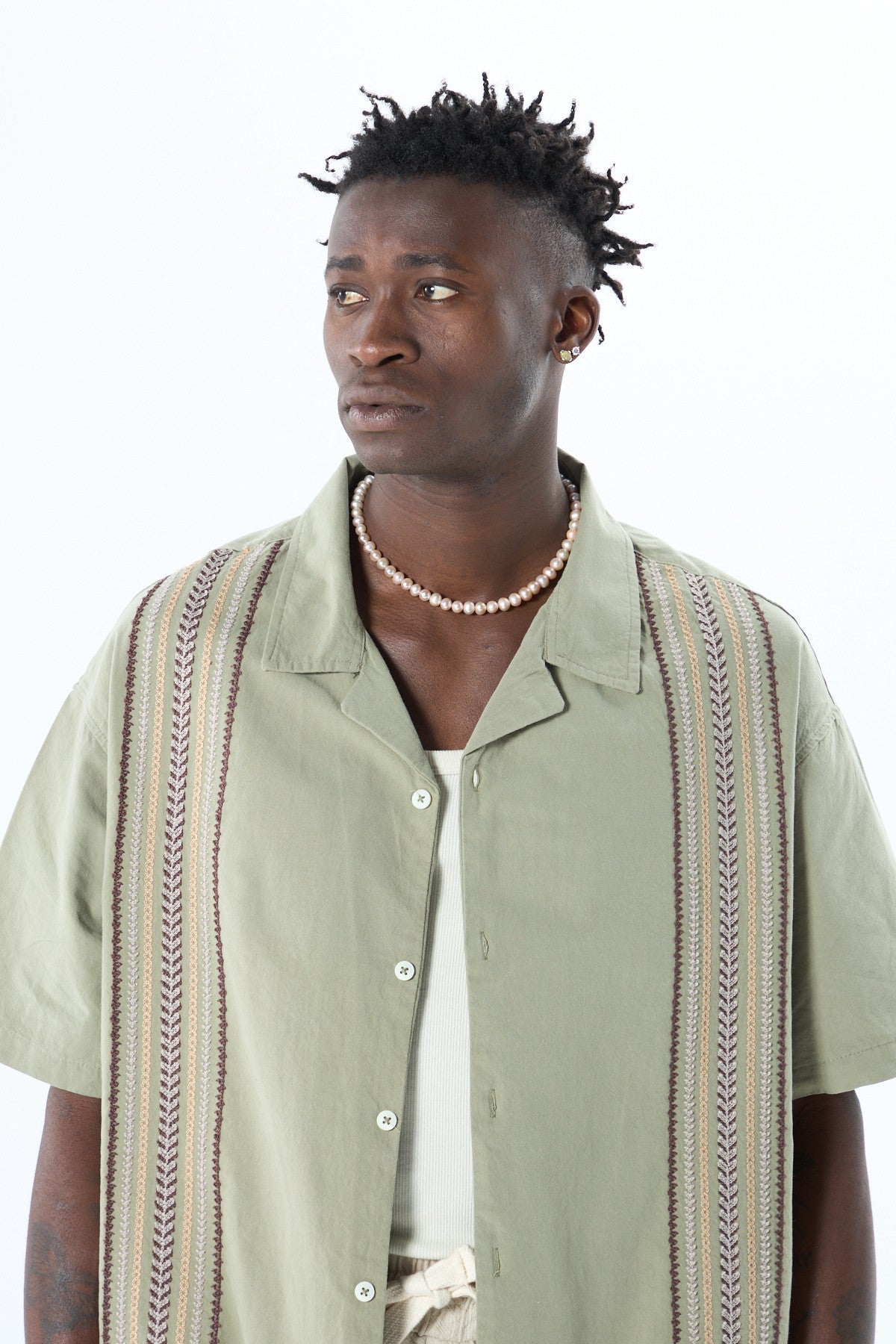 Oversized Short-Sleeve Linen Shirt with Embroidery Details and No Pockets