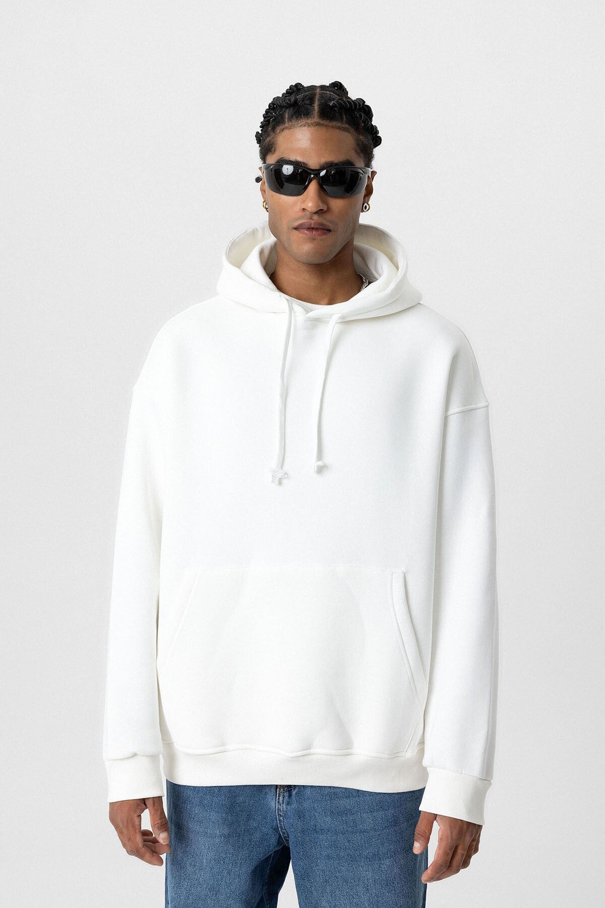Basic Oversized Hooded Sweatshirt with Pockets