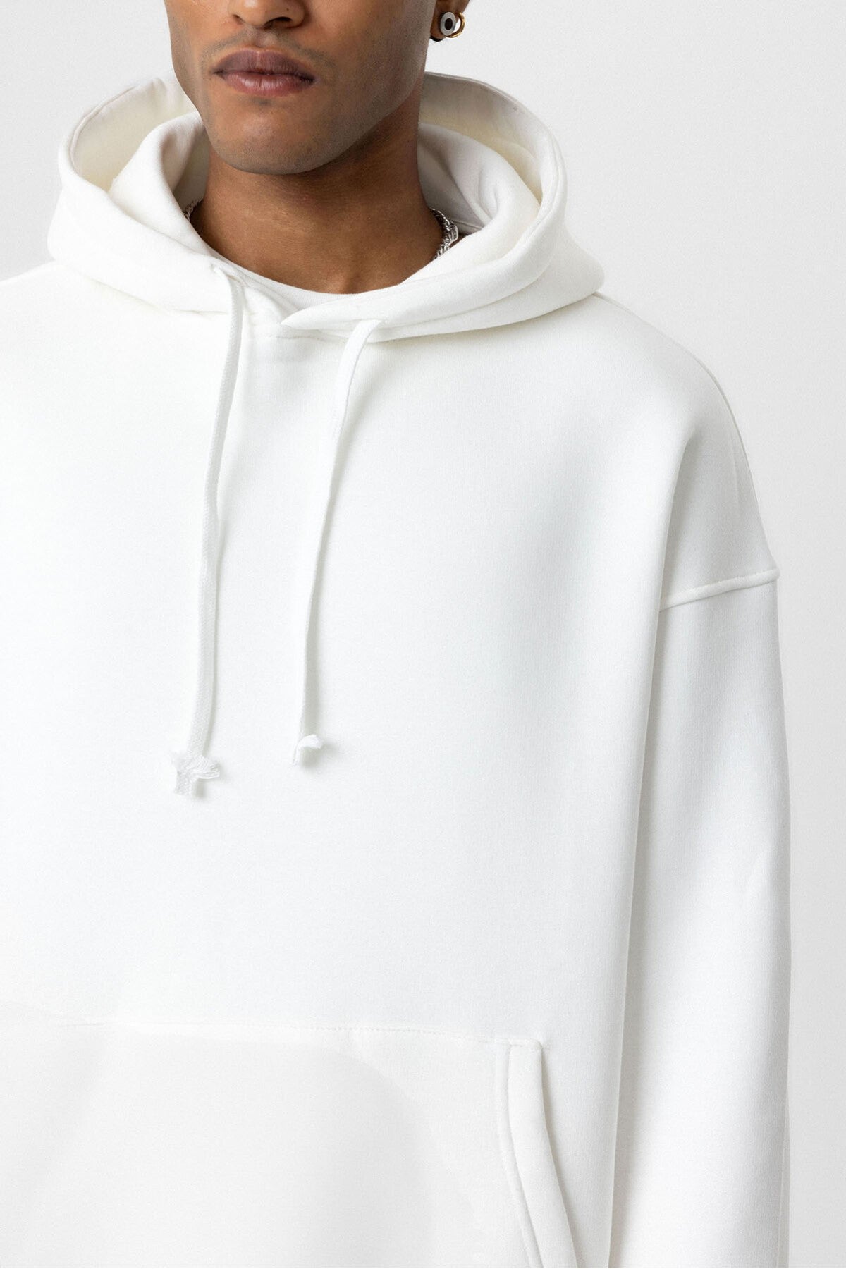 Basic Oversized Hooded Sweatshirt with Pockets