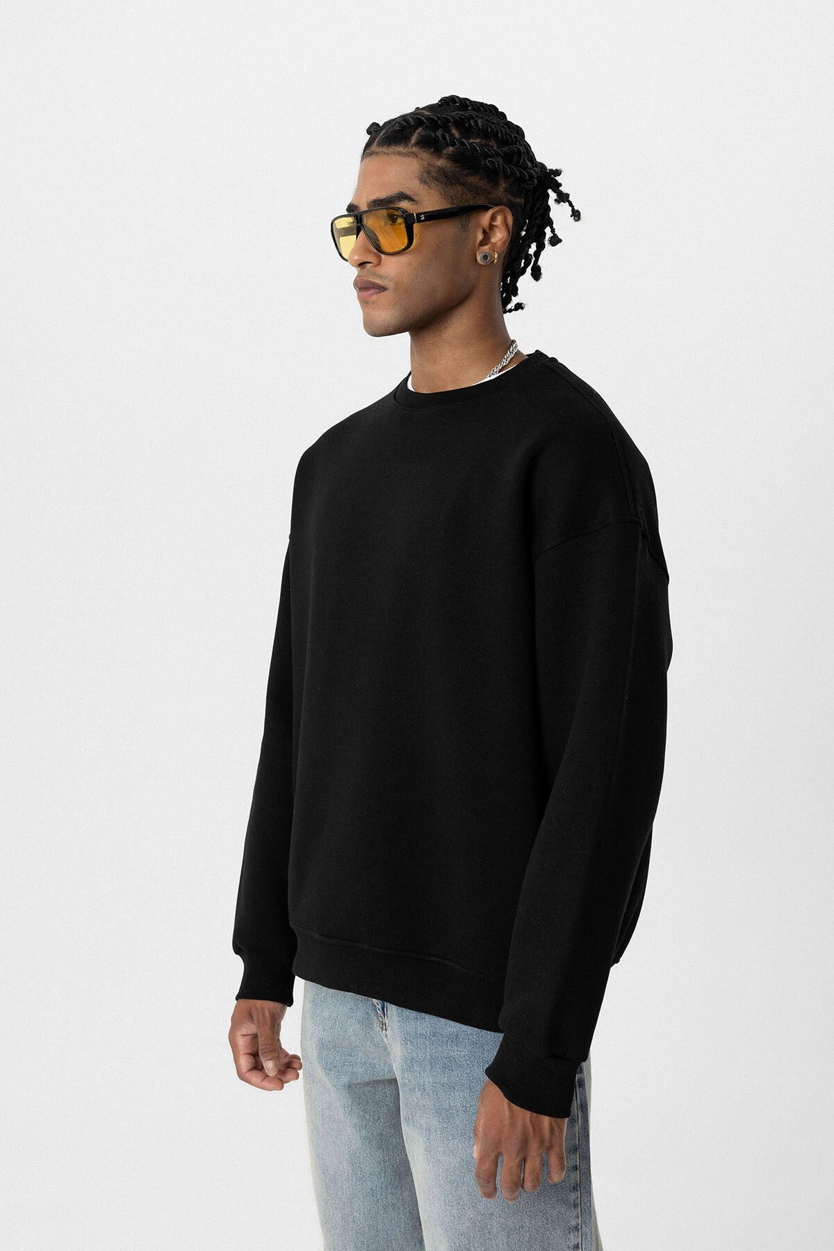 Basic Oversized Crew-Neck Sweatshirt