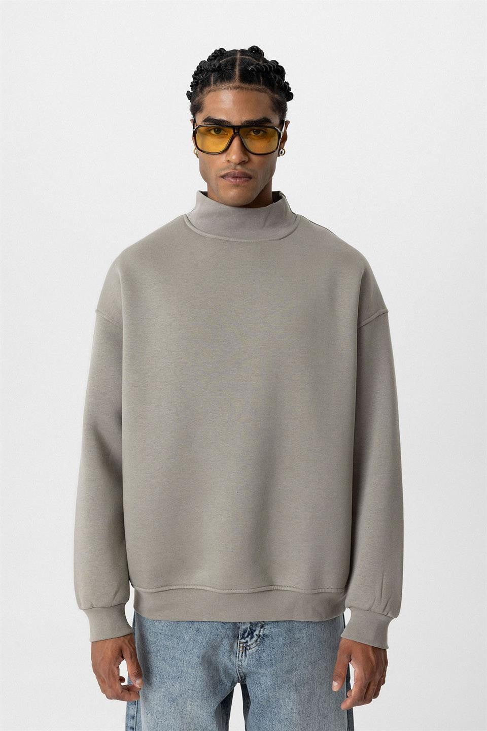 Basic Oversized Crew-Neck Sweatshirt
