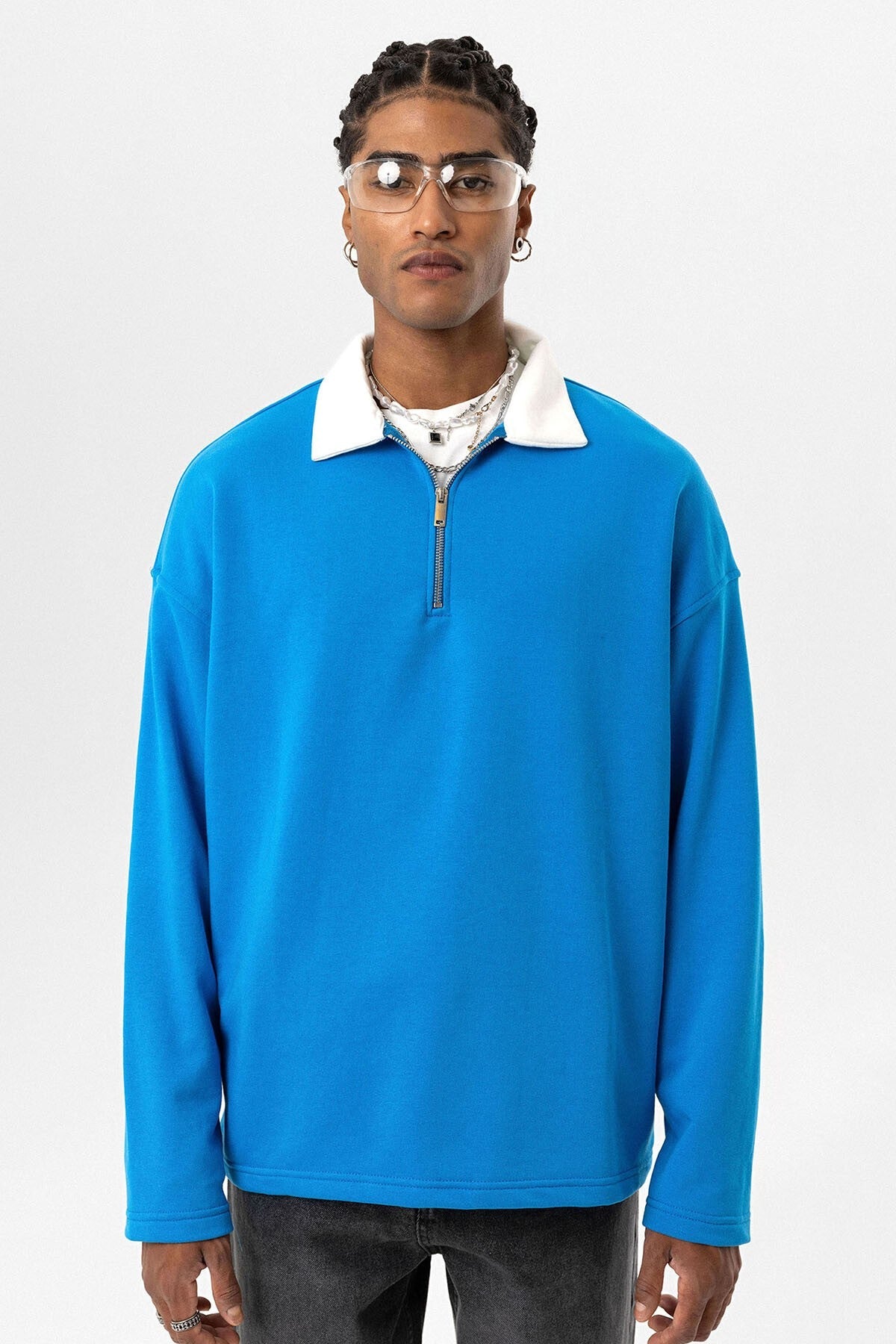 Basic Polo Neck Sweatshirt with Zipper Detail