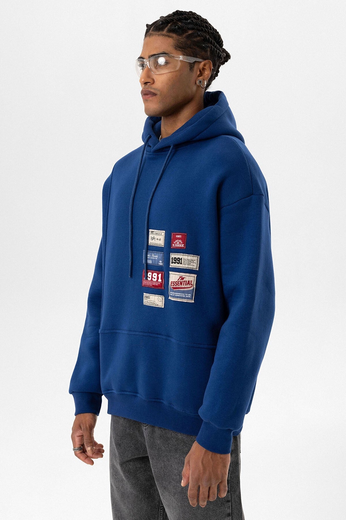 Oversized Sweatshirt with Detailed Label