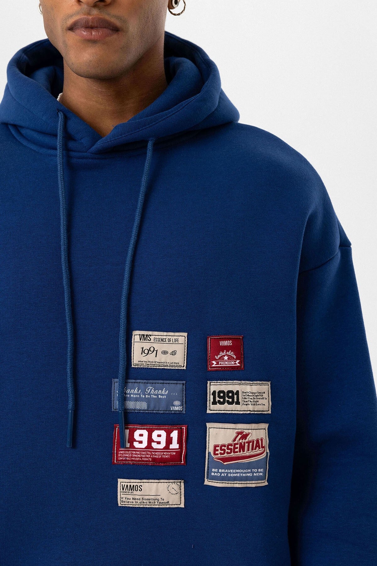 Oversized Sweatshirt with Detailed Label
