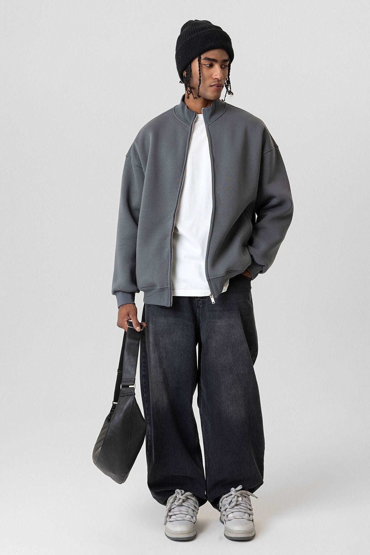 Basic Oversized Sweatshirt with Zipper