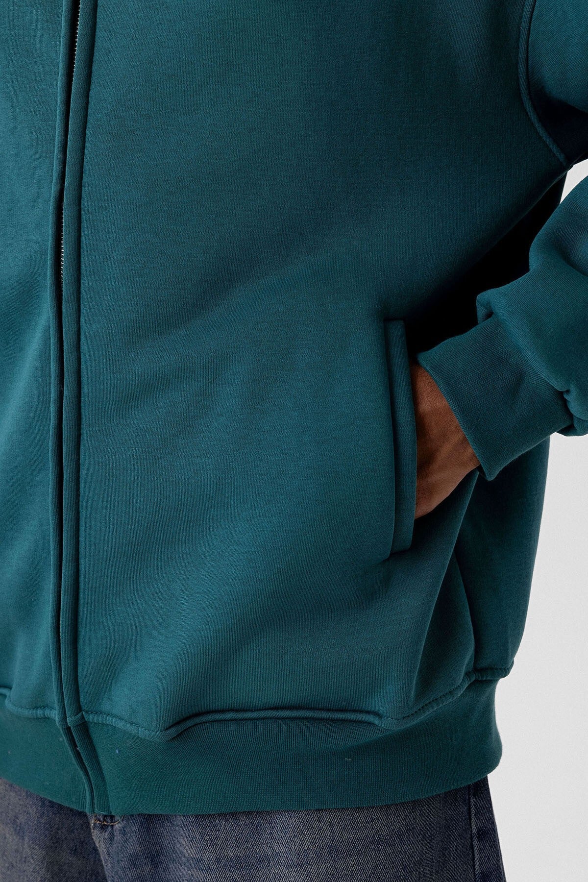 Basic Oversized Sweatshirt with Zipper