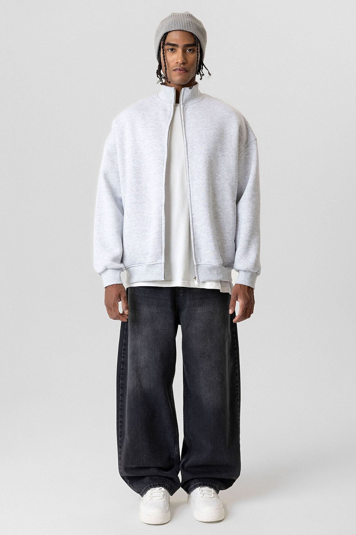 Basic Oversized Sweatshirt with Zipper