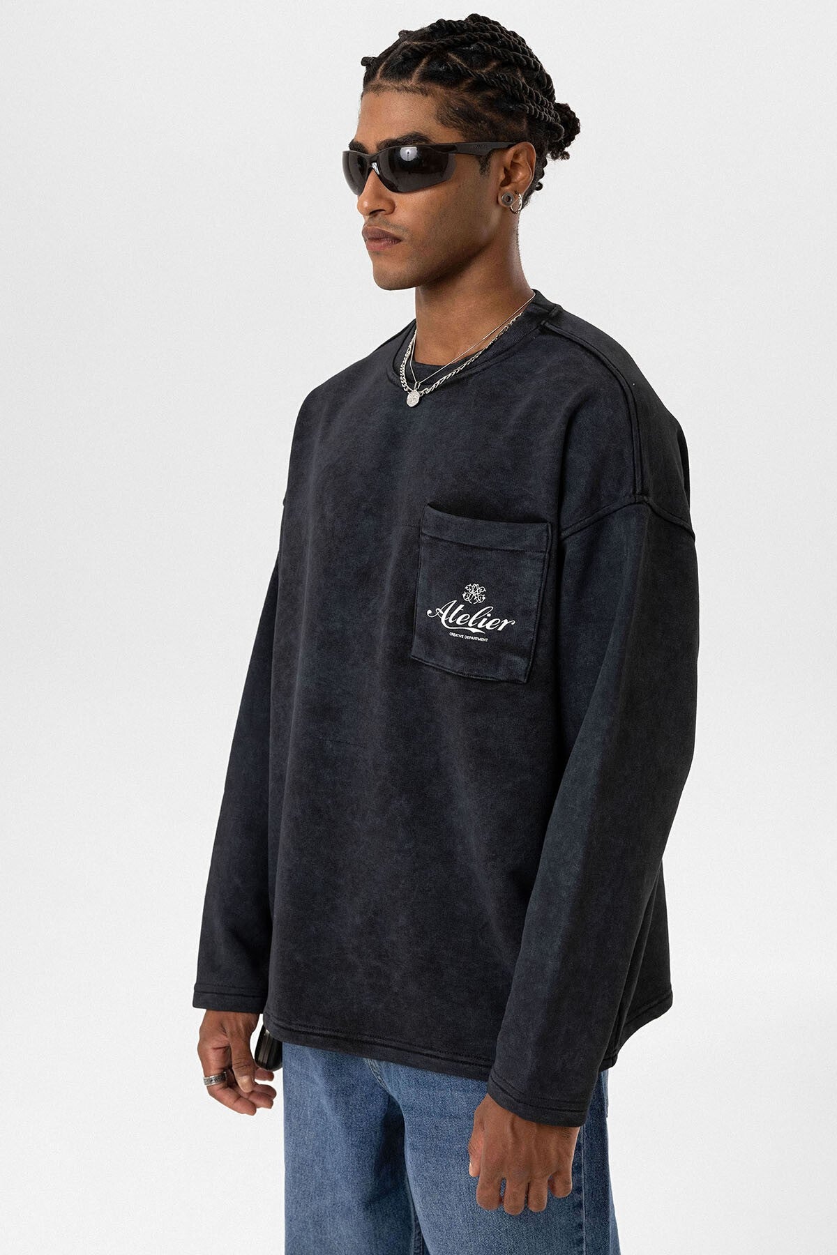 Oversized Sweatshirt with Pocket Details (Machine Washable)
