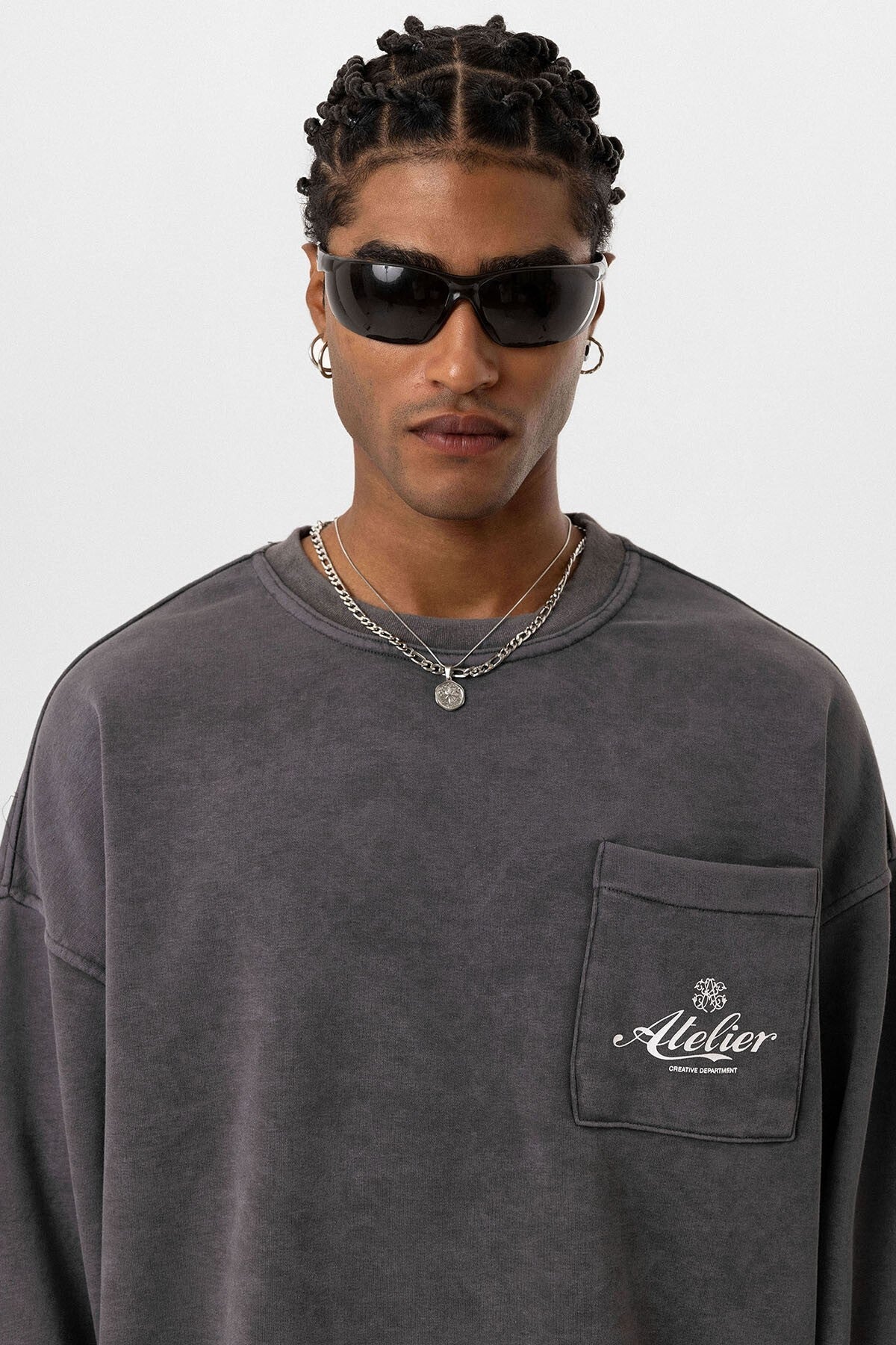 Oversized Sweatshirt with Pocket Details (Machine Washable)