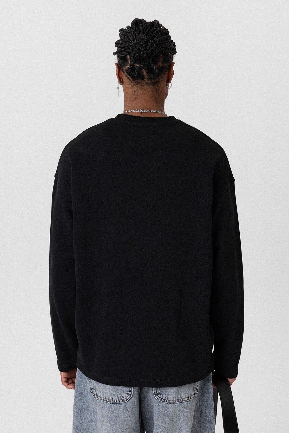 Oversized Sweatshirt with Pockets