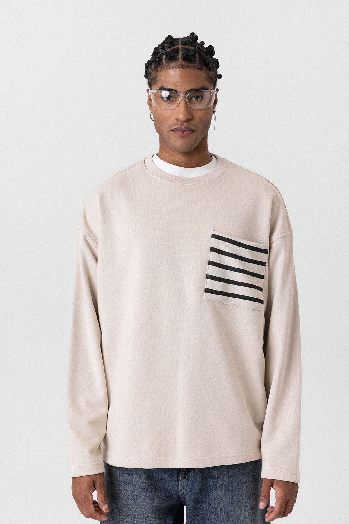 Oversized Sweatshirt with Pockets