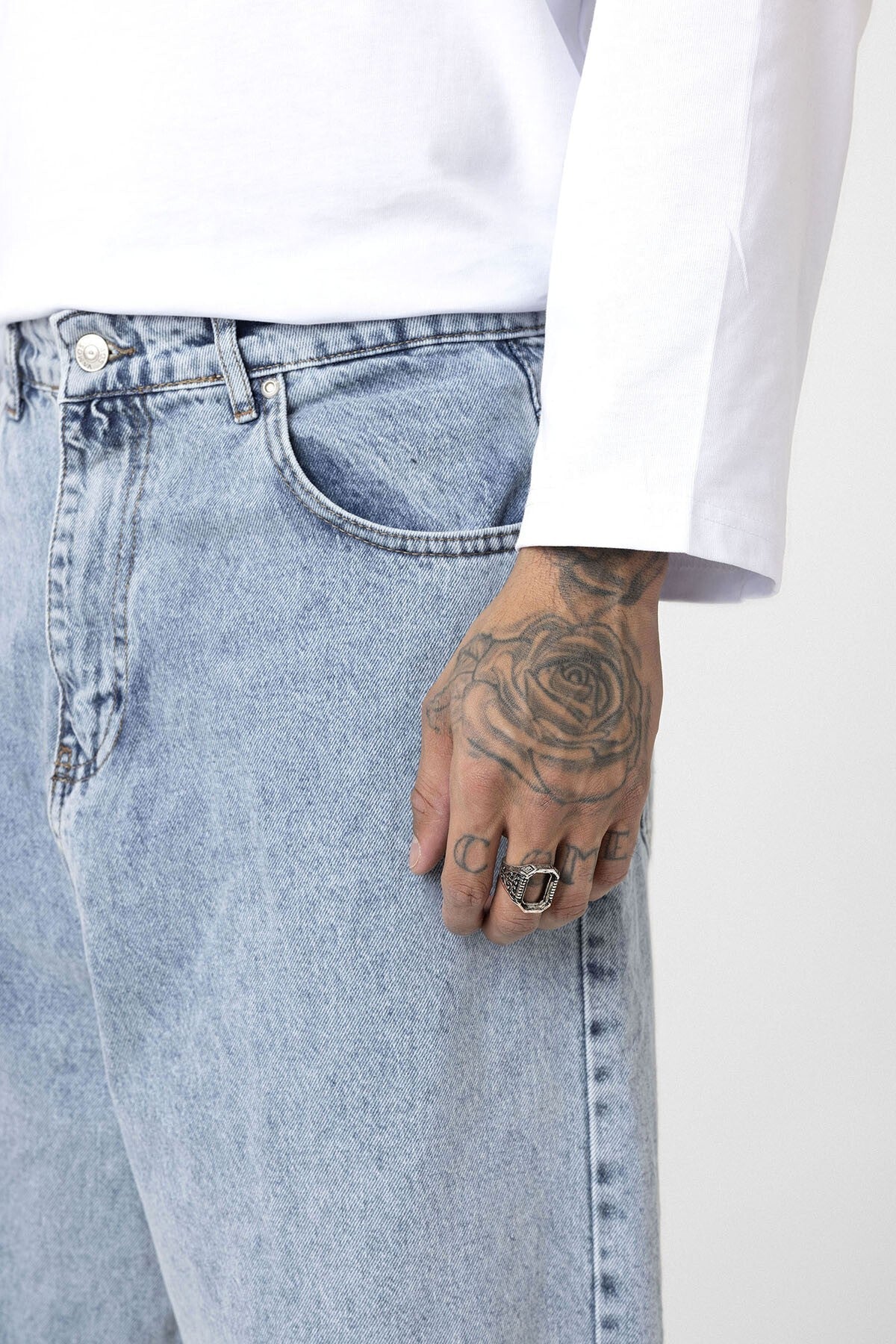 Super Baggy Fit Jeans