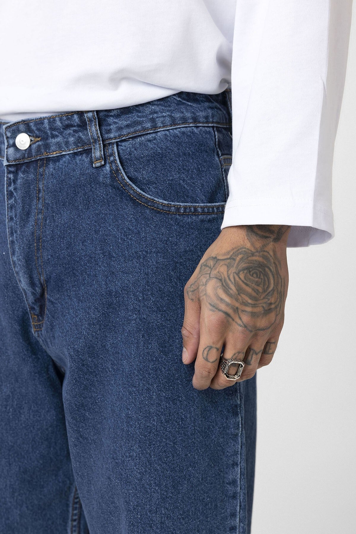 Baggy Fit Jeans V100-02